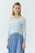 Pullover - Light Blue & White