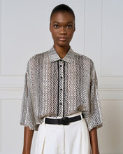 Black & White Chevron Print Blouse