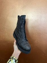 Kuni Black No Lace Shine Boots