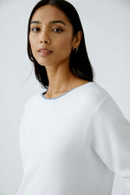 LEEZA Pullover - White & Blue