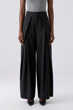 Wide Leg Pleat-Front Trousers