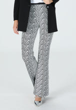 Trousers in Blow-up Herringbone Jacquard