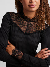 Yas Blace Ribbed Top – Black