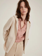 Sporty Heavy Jacket - Beige