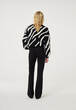 Zebra Pullover - Black