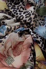 Statement Printed Scarf
