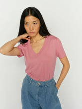 Soft Touch V-Neck Tee – Rose
