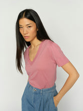 Soft Touch V-Neck Tee – Rose