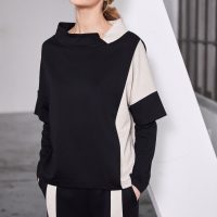 Monochrome Panel Top