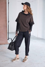 Placement Print Top with Contrast Collar - Black & Cocoa