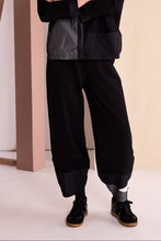 Black Contrast Panel Balloon Trousers