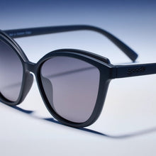 Black Cat Eye Sunglasses - Carbon