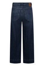 Dark Wash Wide Leg Cropped Jeans