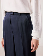 Wide-Leg Trousers - Navy