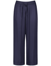 Cropped Leisure Trousers - Navy