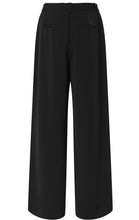 Yas Sussi Wide-Leg Trousers – Black