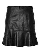 Yas Colly Leather Mini Skirt – Black