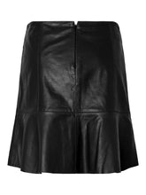 Yas Colly Leather Mini Skirt – Black