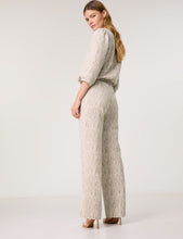 Comfortable Slip-on Trousers with Jacquard Pattern - Taupe