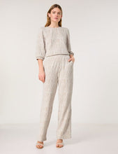 Comfortable Slip-on Trousers with Jacquard Pattern - Taupe