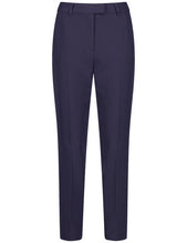 Elegant 7/8-length Trousers in a Tailored Fit - Navy