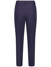 Elegant 7/8-length Trousers in a Tailored Fit - Navy