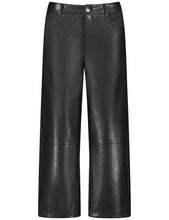 Faux Leather Culottes in a Loose Fit - Black