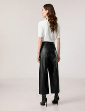 Faux Leather Culottes in a Loose Fit - Black
