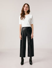 Faux Leather Culottes in a Loose Fit - Black