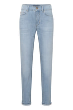 Light Wash Slim Fit Jeans